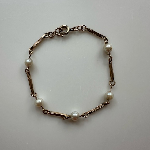 Vintage Pearl & Gold Bracelet - Picture 2 of 5